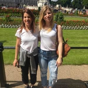 Meet your Posher, Lily